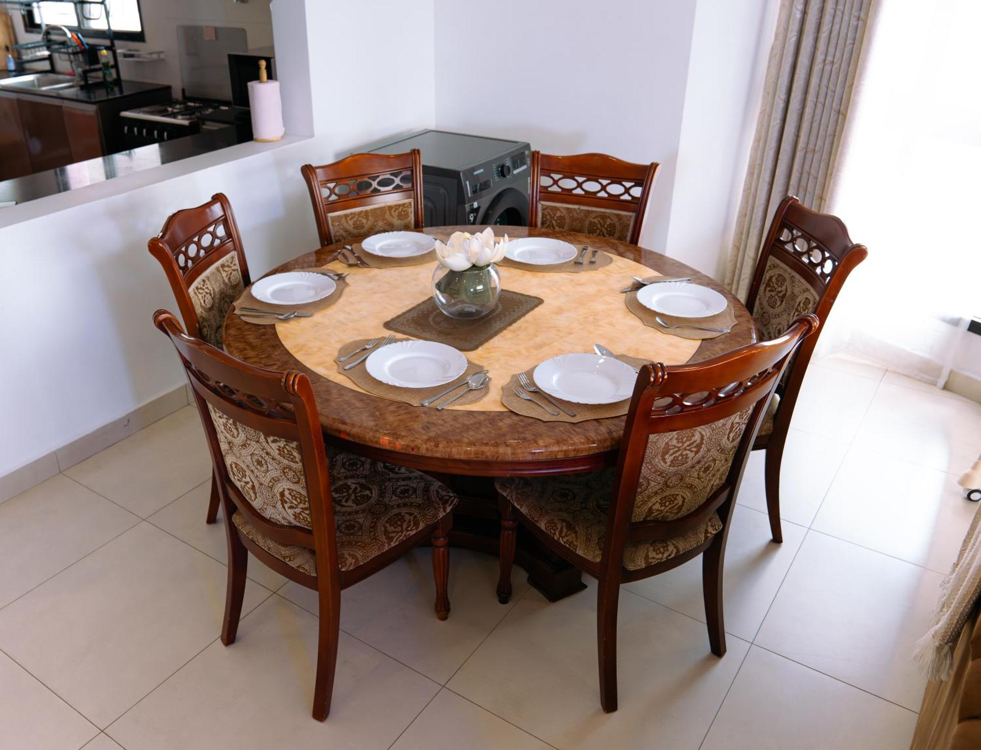 Flo'S Eco Residence Dar es Salaam Exterior photo